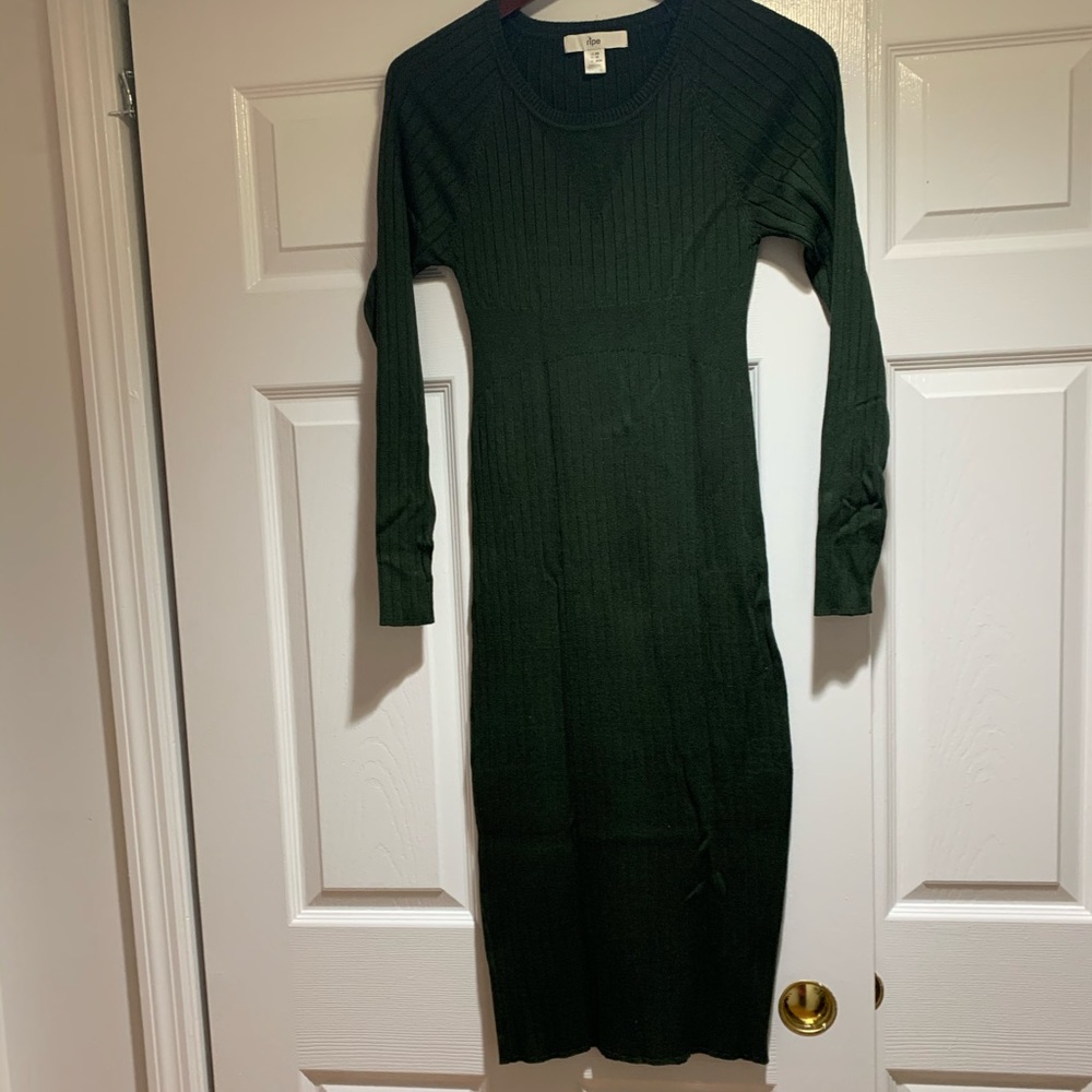 Maternity dress size xs, by Ripe,  Dark green